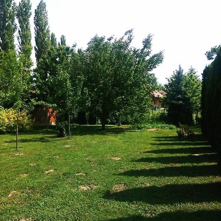 Vila Benaja Swiss Nyaralohaz Keszthely Exteriér fotografie