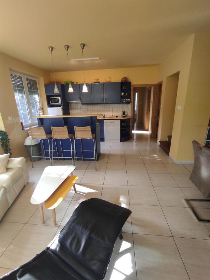 Vila Benaja Swiss Nyaralohaz Keszthely Exteriér fotografie
